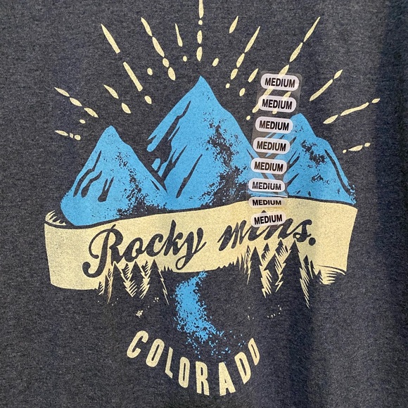 Vintage graphic tee - Picture 1 of 4